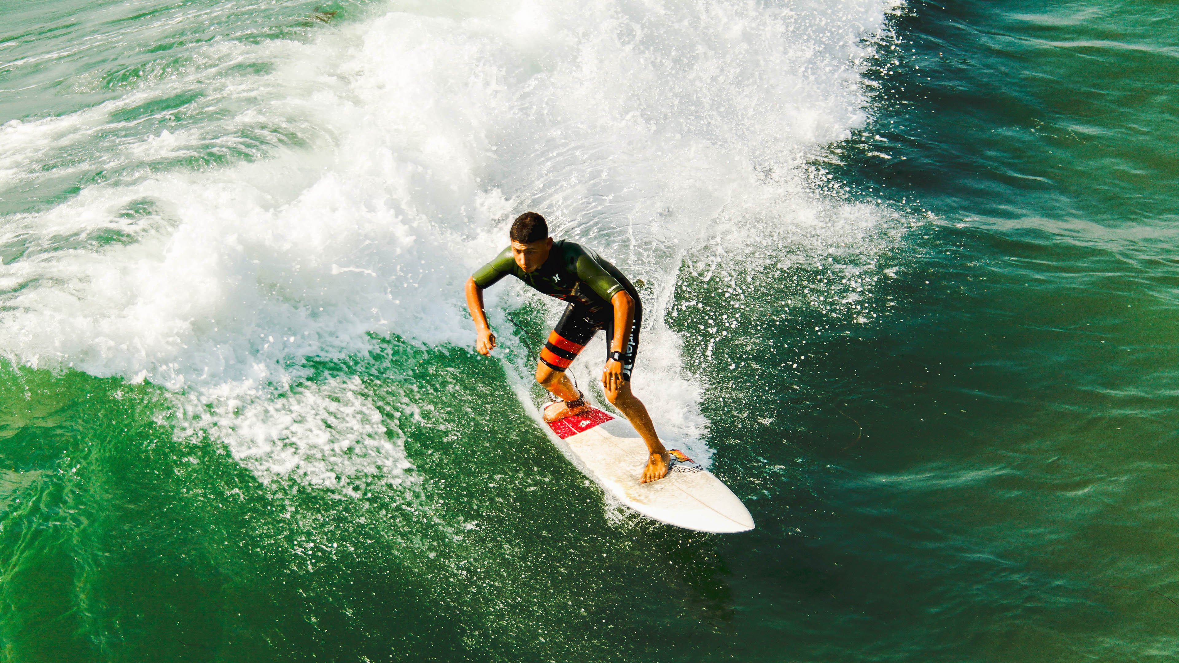 开云体育在线下载-《CS_GO》新版本“火焰之刃”上线，战术多变引发热议